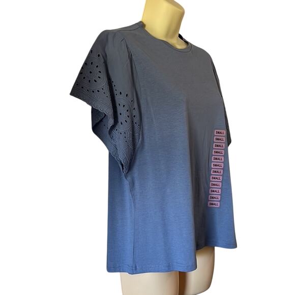 GAP Blue Eyelet Sleeve Knit Top Woman Size Small Short Sleeves Casual Pullover - Picture 2 of 10